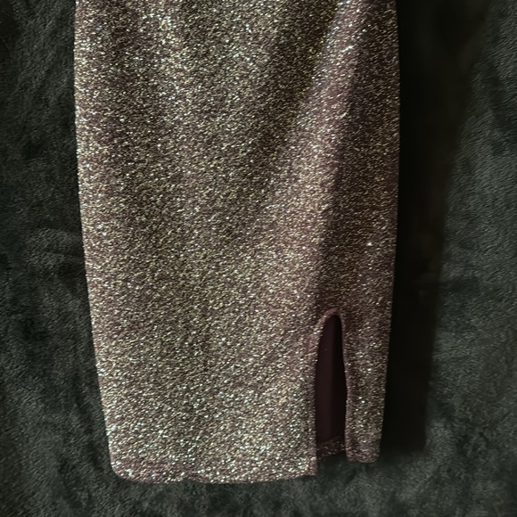 Windsor 👗 - Picture 3 of 7